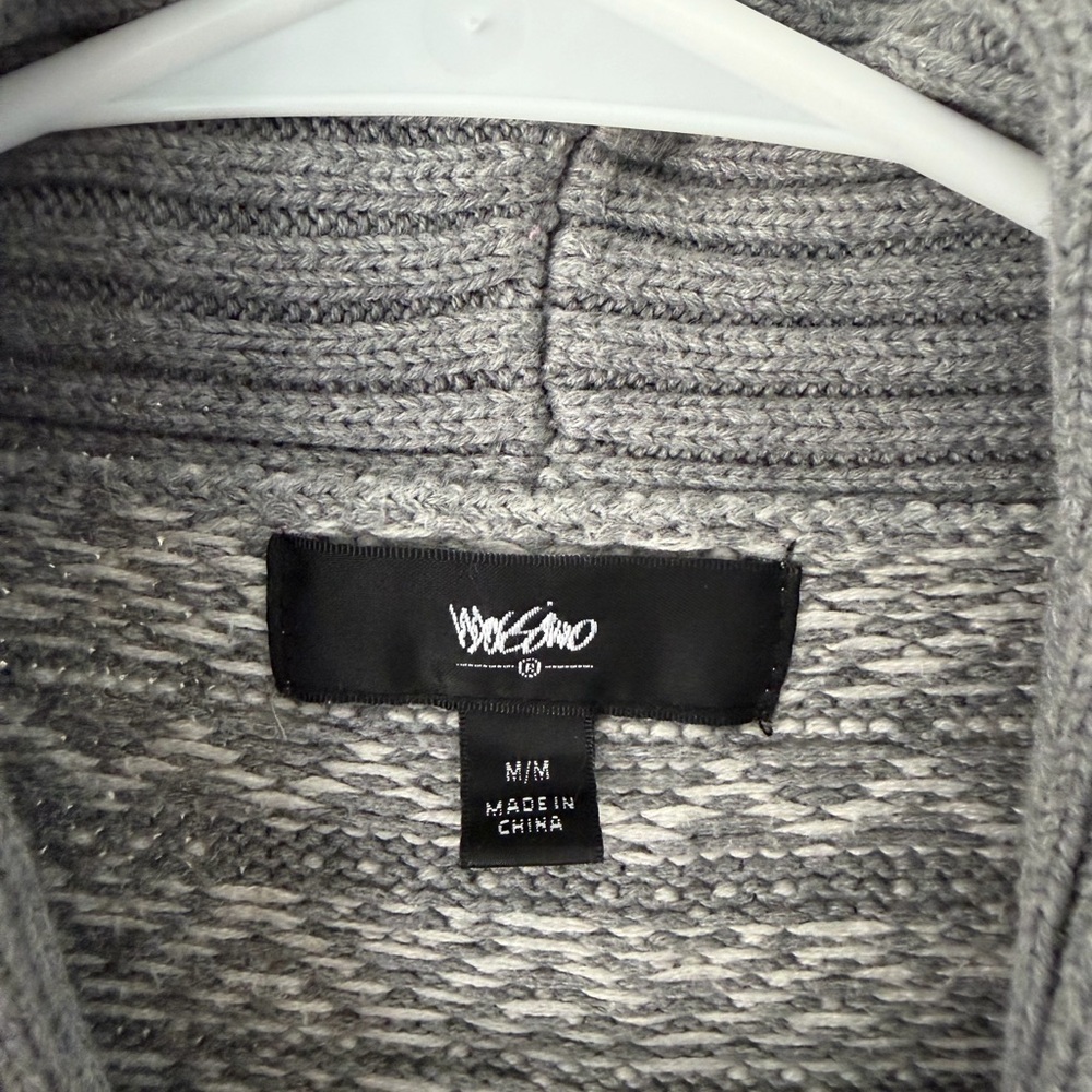 Men’s Patterned Cardigan Sweater - Picture 4 of 4